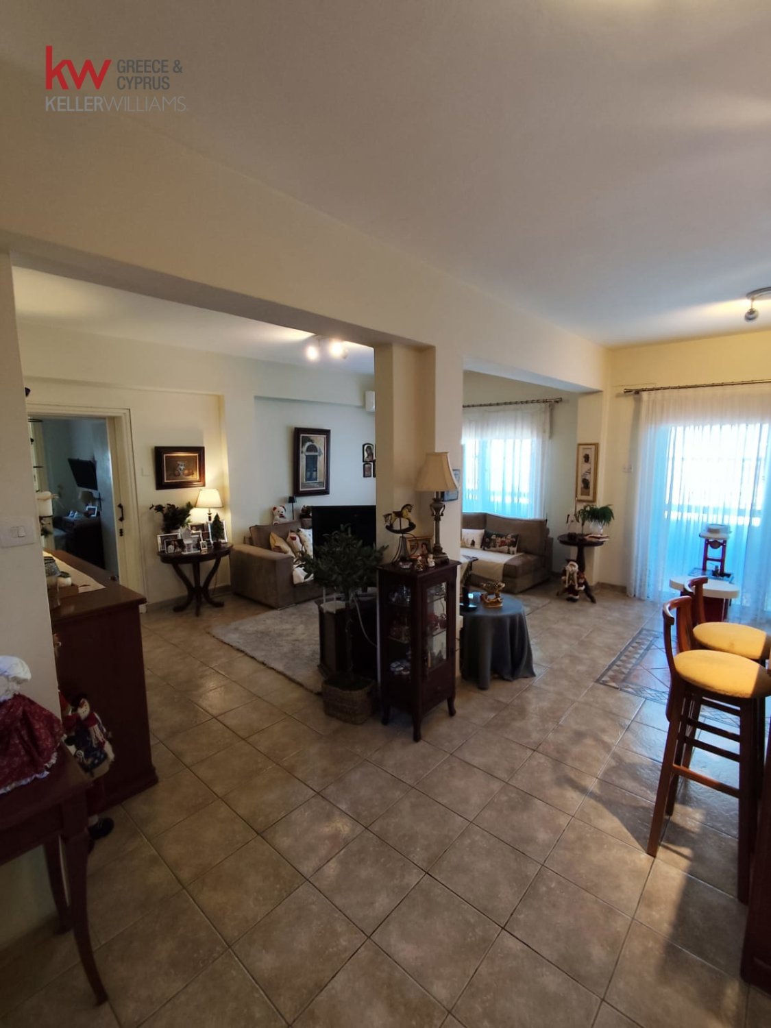 3 bedrooms Apartment in Larnaca, Larnaka, Cyprus No. 40056