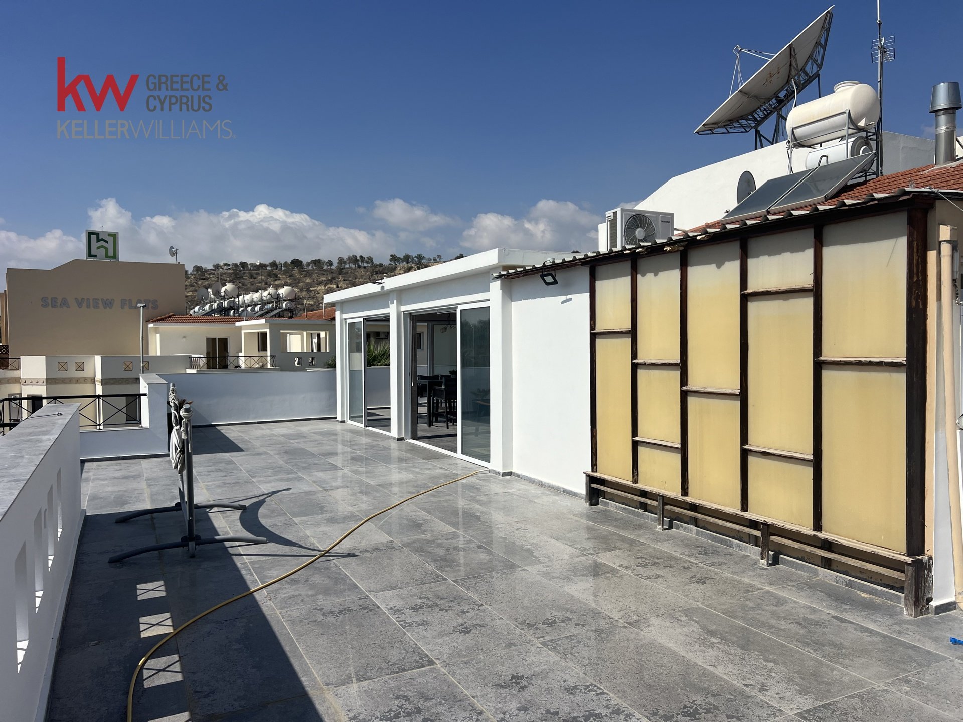 3 bedrooms Apartment in Oroklini, Larnaka, Cyprus No. 40054