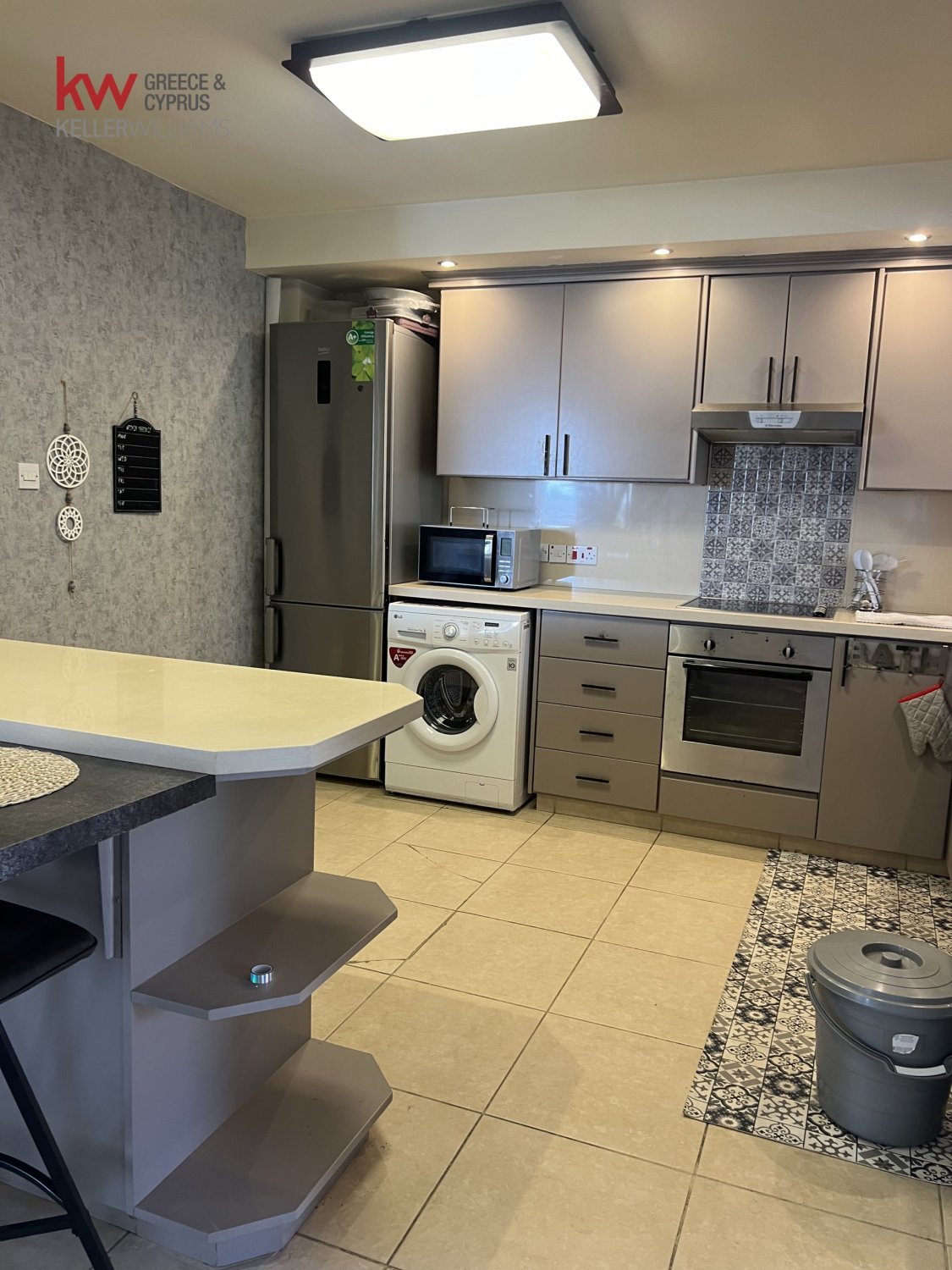 3 bedrooms Apartment in Oroklini, Larnaka, Cyprus No. 40054