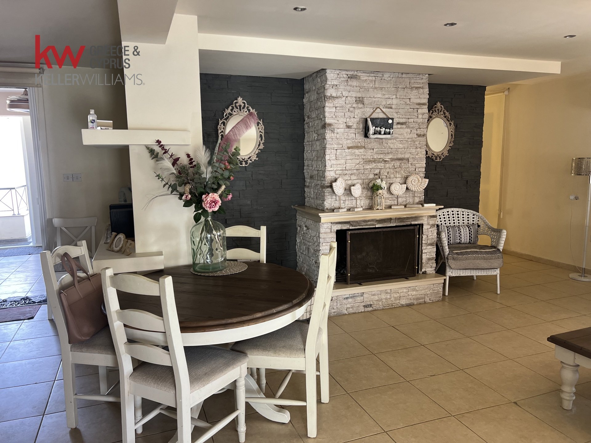 3 bedrooms Apartment in Oroklini, Larnaka, Cyprus No. 40054