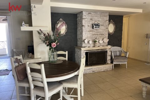 3 bedrooms Apartment in Oroklini, Larnaka,  No. 40054 22