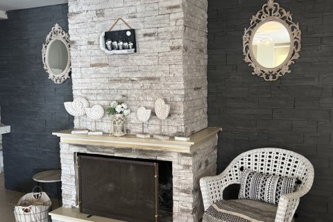 3 bedrooms Apartment in Oroklini, Larnaka,  No. 40054 17