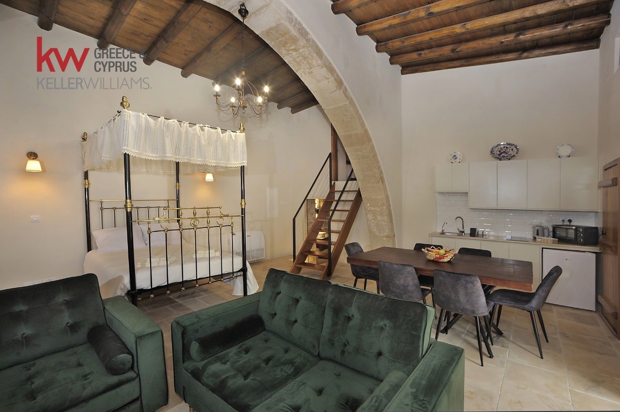 5 dormitorios Villa en Agios Theodoros, Larnaka, Chipre No. 40057