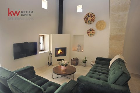 5 bedrooms Villa in Agios Theodoros, Larnaka,  No. 40057 2