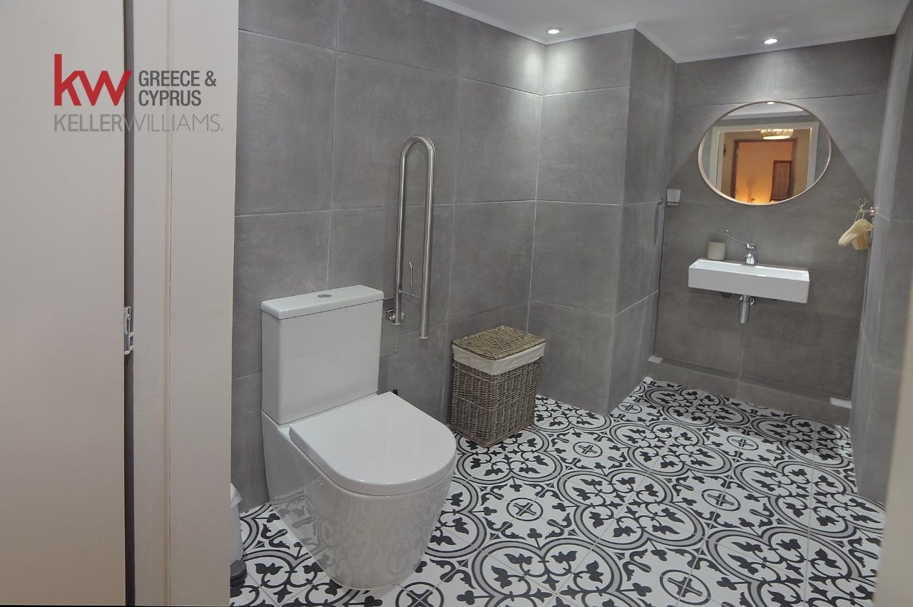 5 dormitorios Villa en Agios Theodoros, Larnaka, Chipre No. 40057