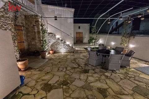5 bedrooms Villa in Agios Theodoros, Larnaka,  No. 40057 10