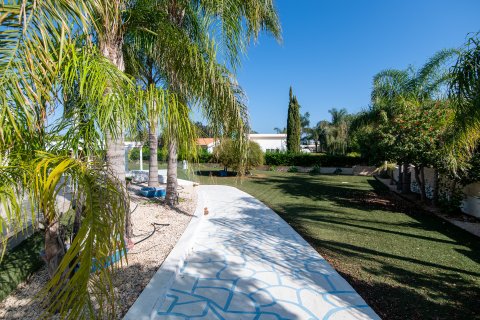 4 bedrooms Villa in Protaras, Ammochostos,  No. 35717 27