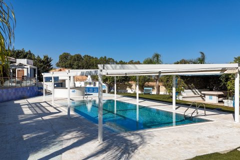 4 bedrooms Villa in Protaras, Ammochostos,  No. 35717 17