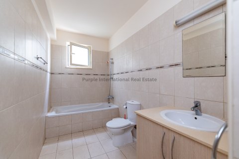 3 bedrooms Apartment in Oroklini, Larnaka,  No. 51929 5