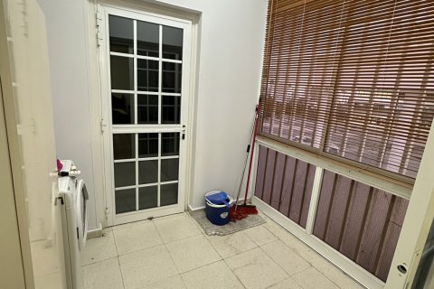 3 bedrooms Apartment in Larnaca, Larnaka,  No. 49910 8