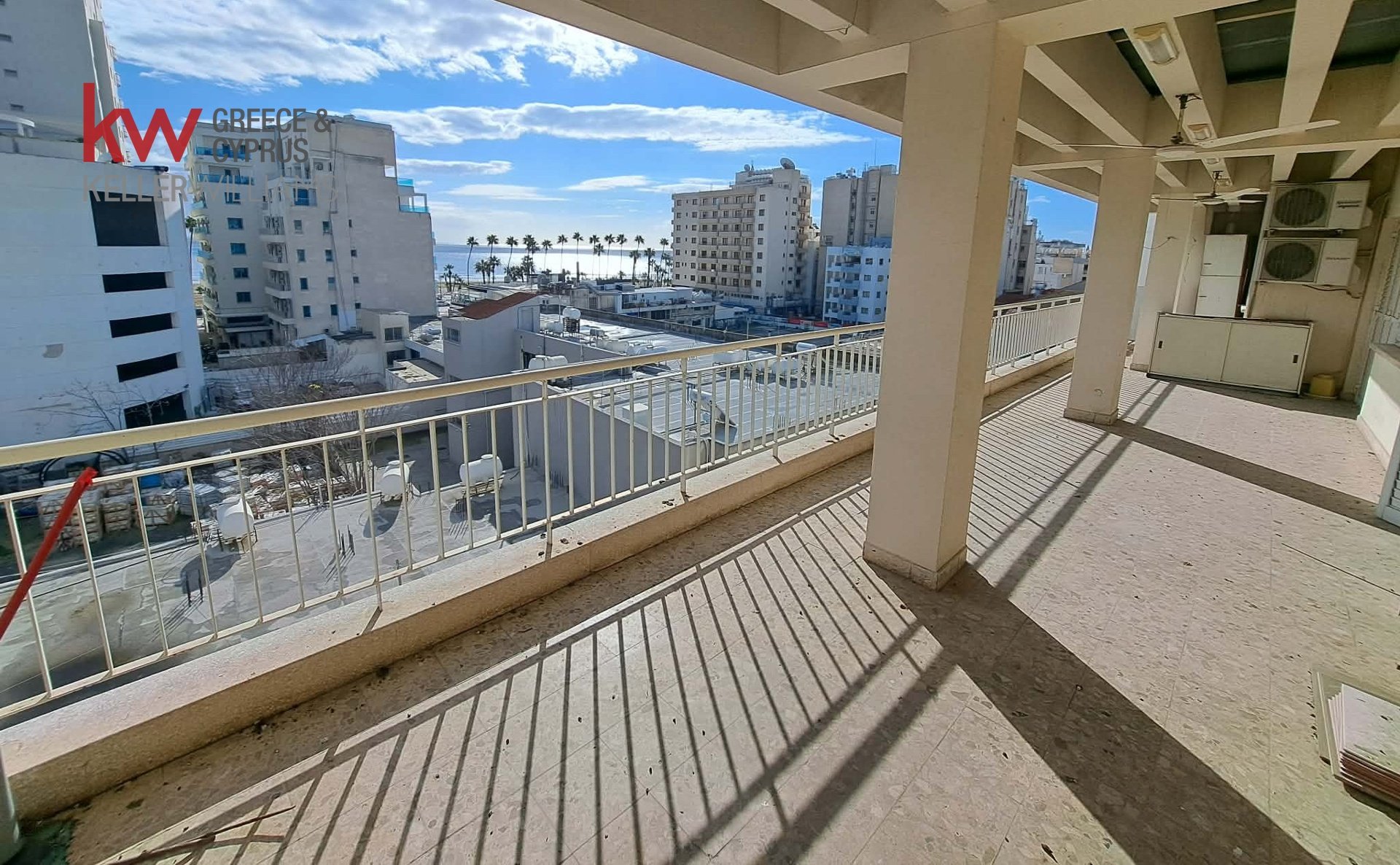3 bedrooms Apartment in Larnaca, Larnaka, Cyprus No. 49913