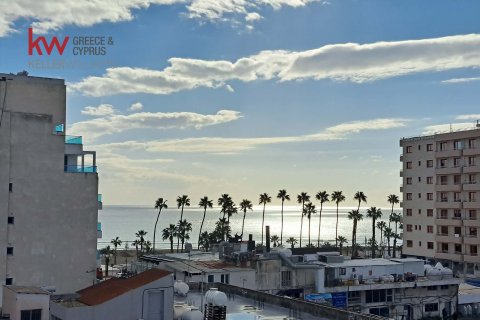 3 bedrooms Apartment in Larnaca, Larnaka,  No. 49913