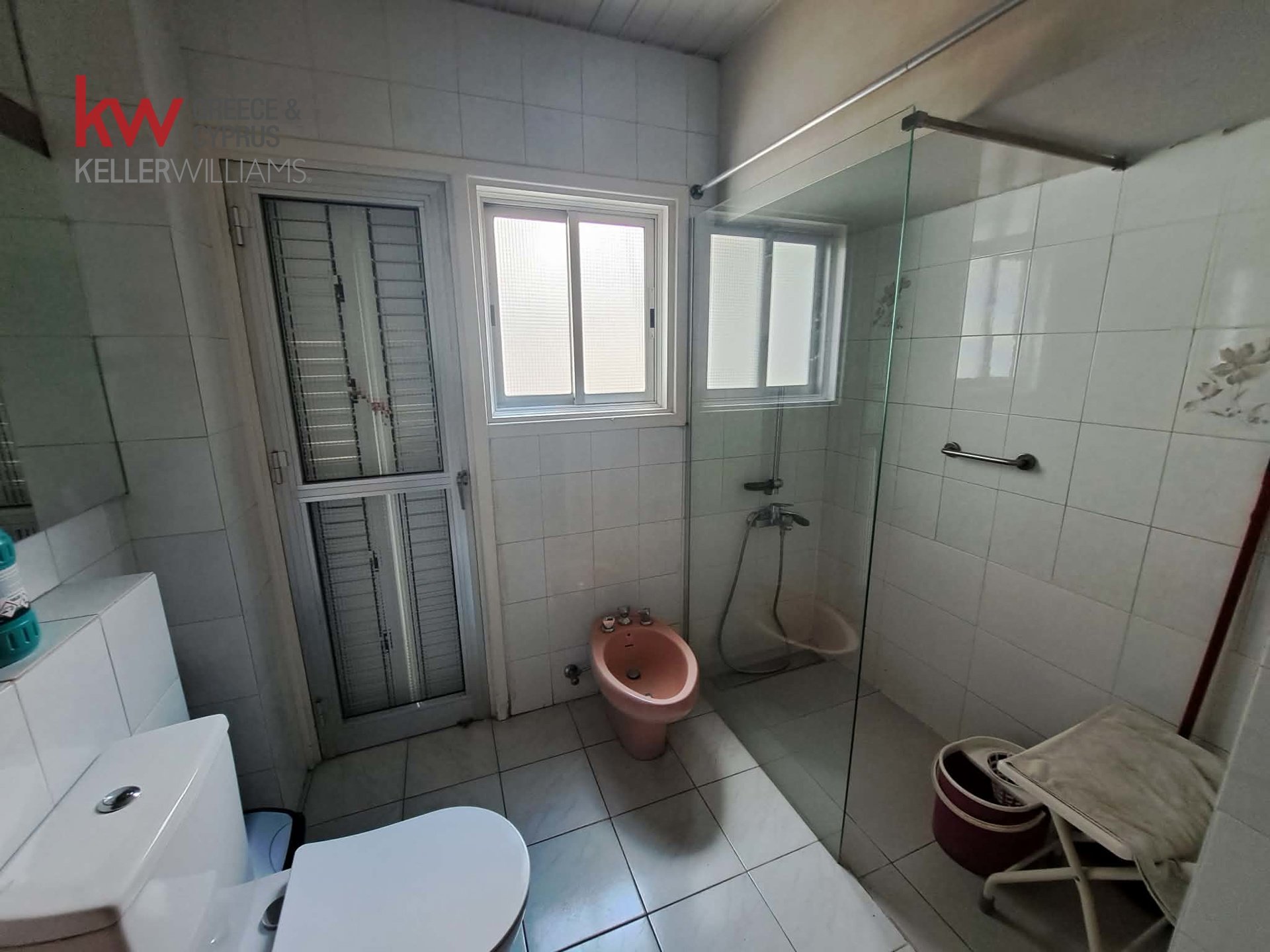 3 bedrooms Apartment in Larnaca, Larnaka, Cyprus No. 49913