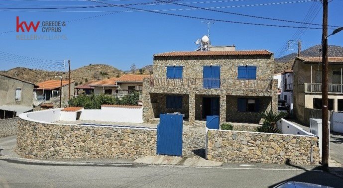 Вилла с 4 спальнями в Ора, Ларнака, Кипр № 40294