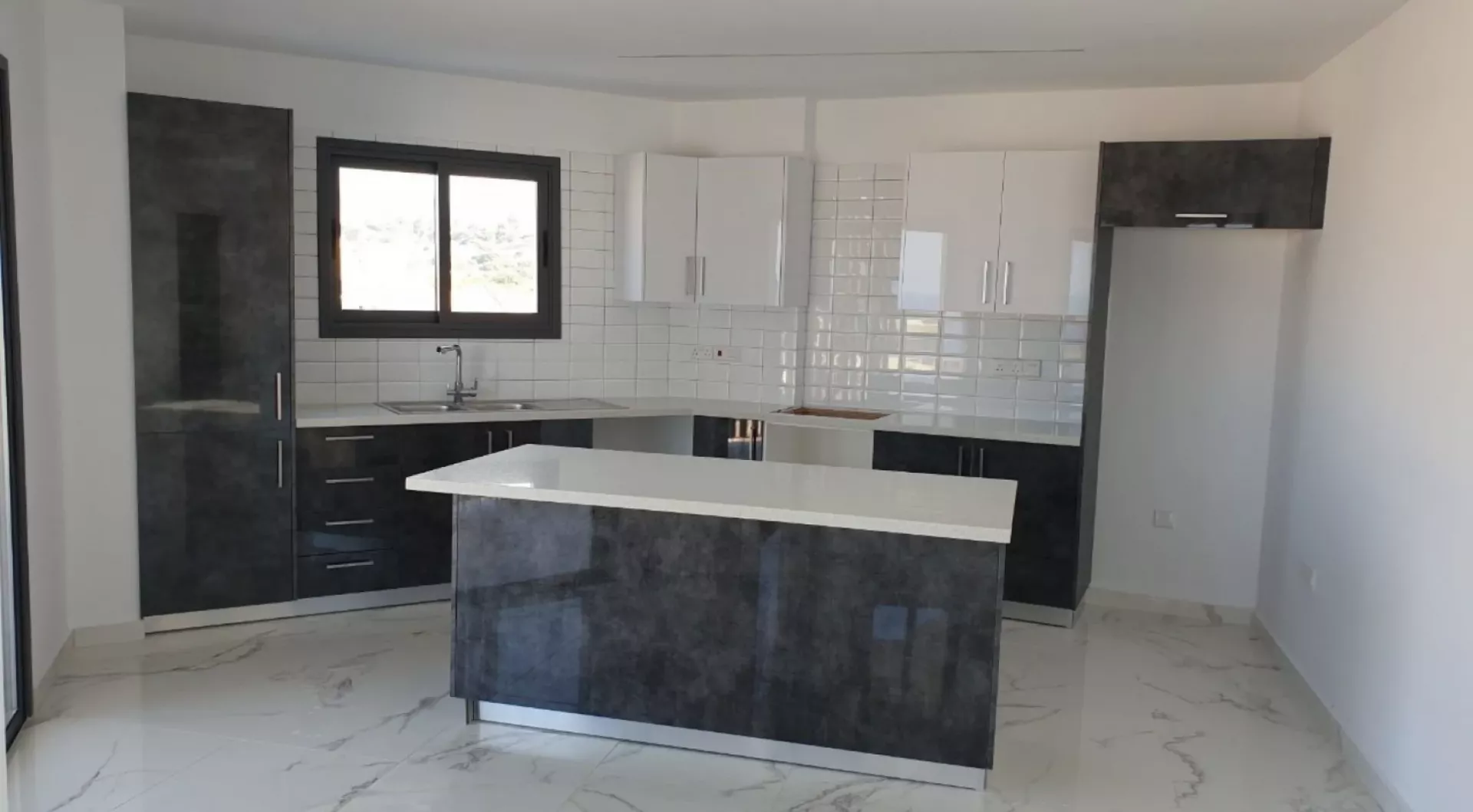 3 bedrooms Villa in Empa, Paphos, Cyprus No. 27593
