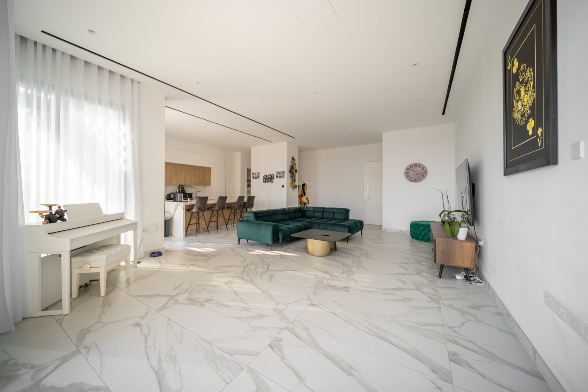 4 bedrooms Duplex in Germasogeia, Limassol, Cyprus No. 55541