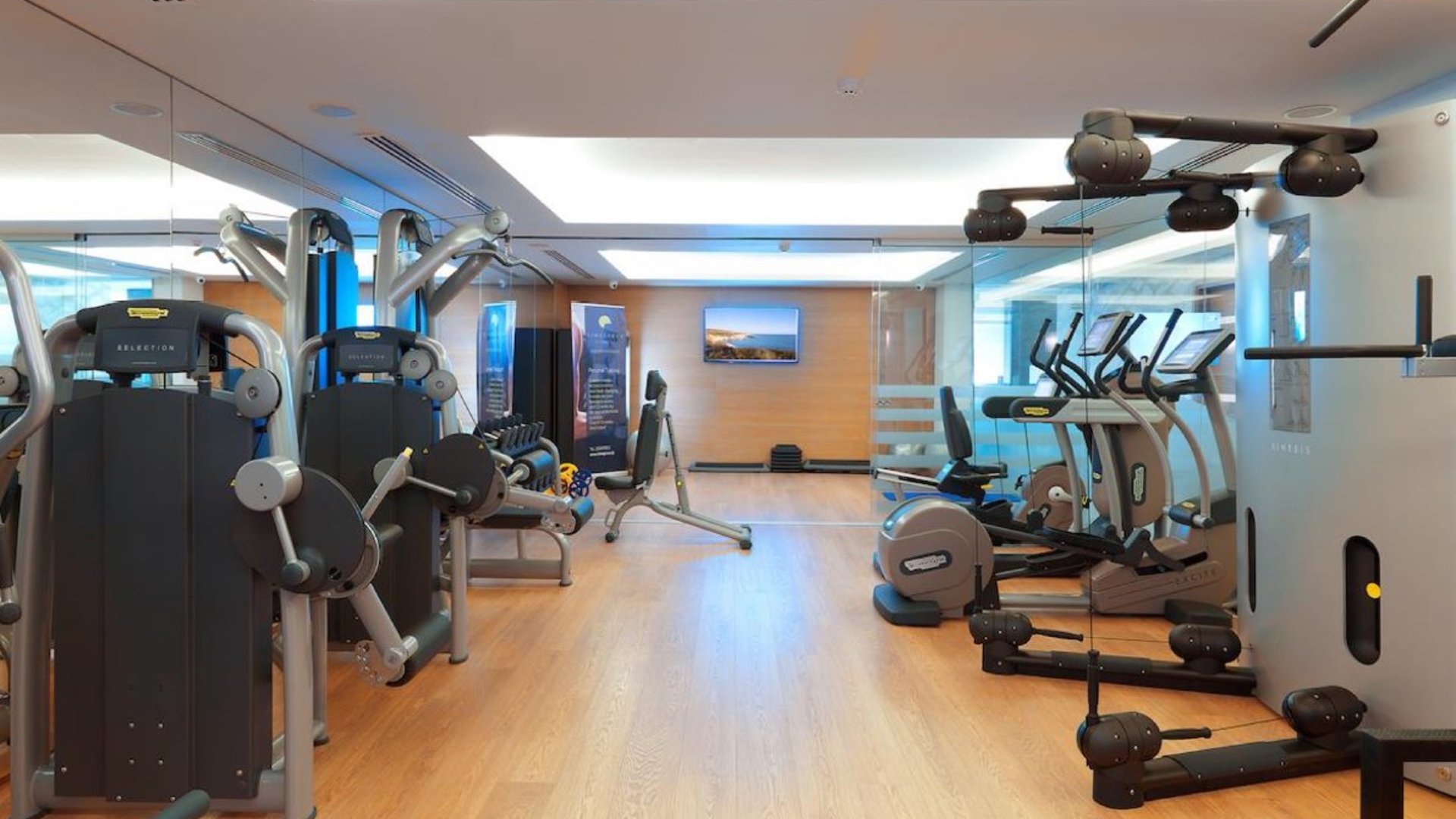 2 bedrooms Apartment in Neapolis, Limassol, Cyprus No. 27000