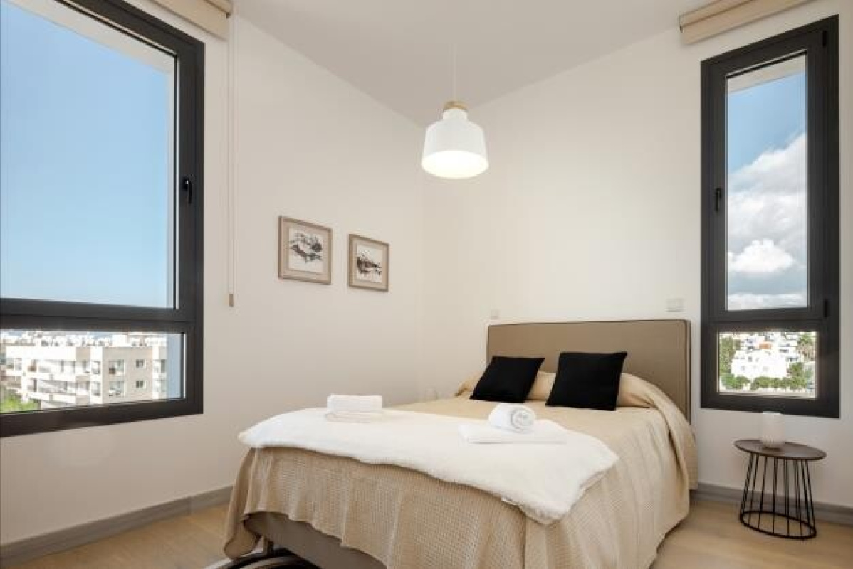 4 habitaciones Apartamento en Paphos, Chipre No. 39008
