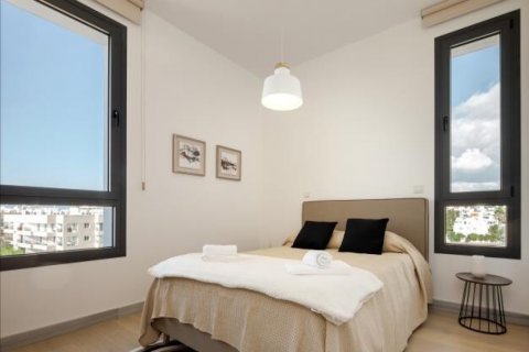 4 rooms Apartment in Paphos,  No. 39008 3