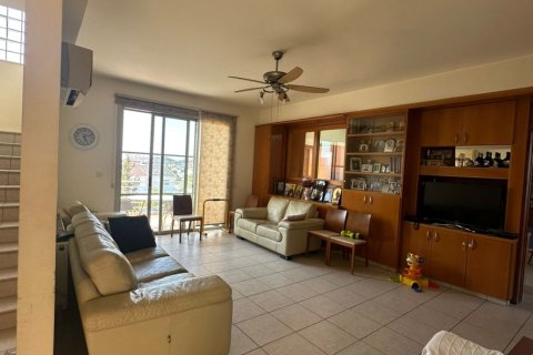 8 bedrooms Townhouse in Nicosia,  No. 39941 13