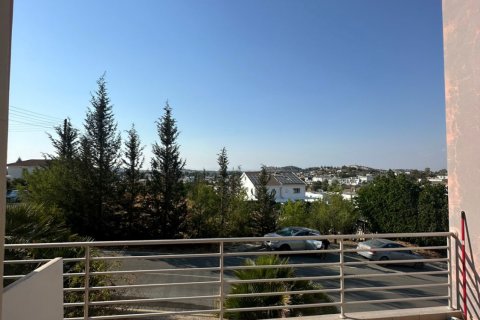 8 bedrooms Townhouse in Nicosia,  No. 39941 3