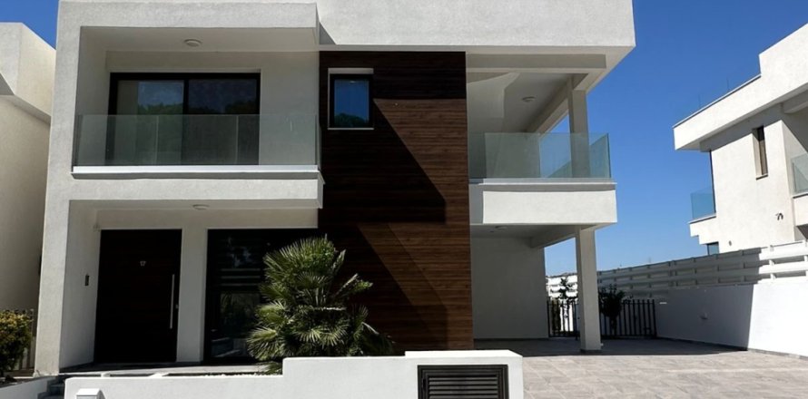 3 bedrooms Townhouse in Pyla, Larnaka, No. 39936