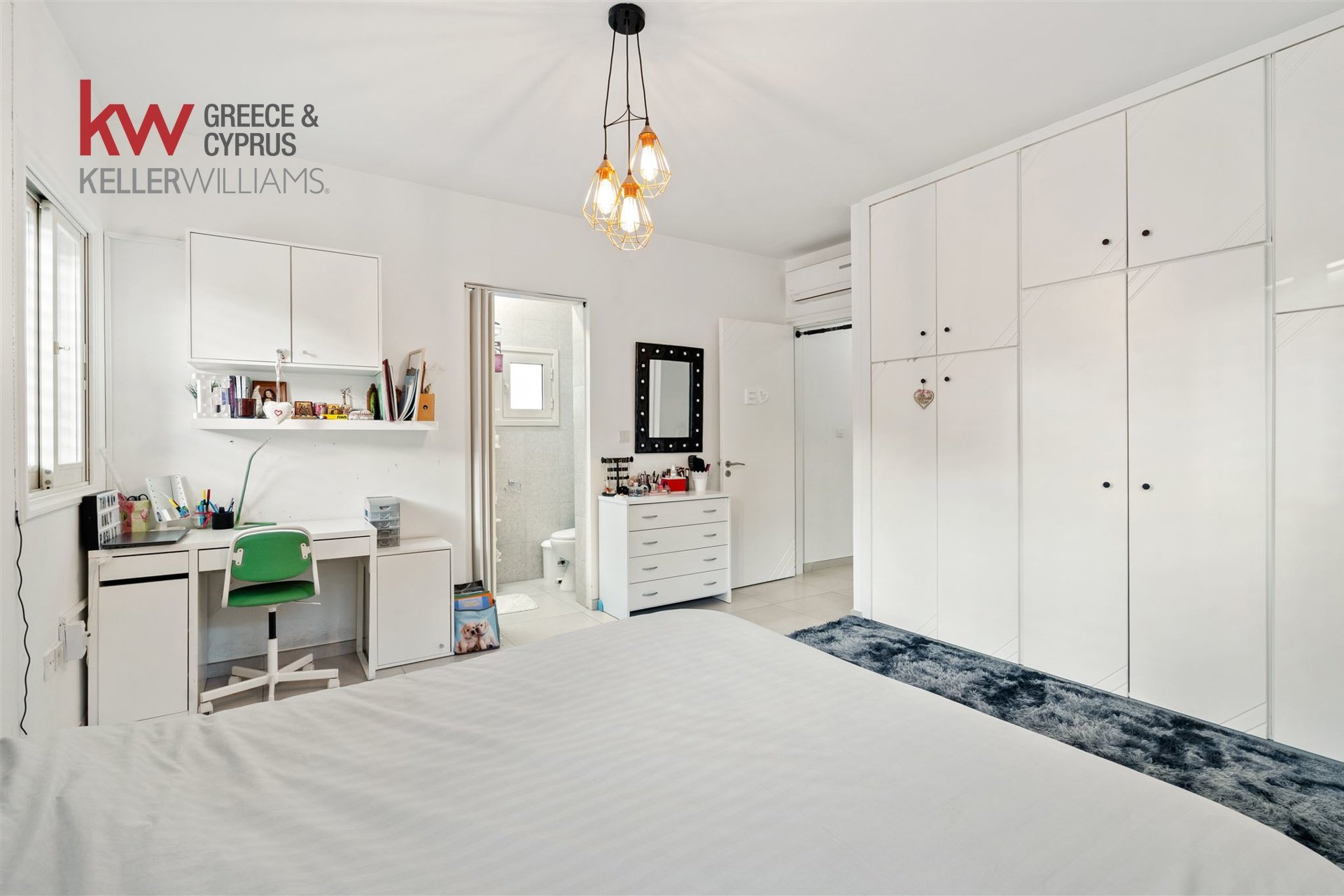 7 bedrooms Townhouse in Aglandjia, Nicosia, Cyprus No. 39939