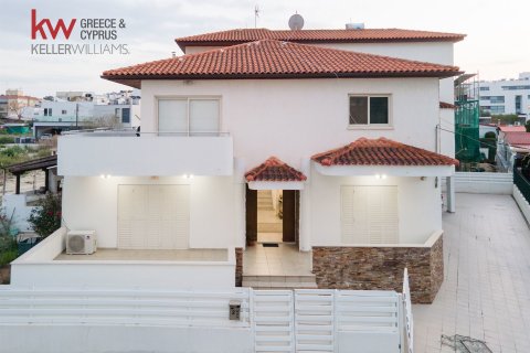 7 bedrooms Townhouse in Aglandjia, Nicosia,  No. 39939
