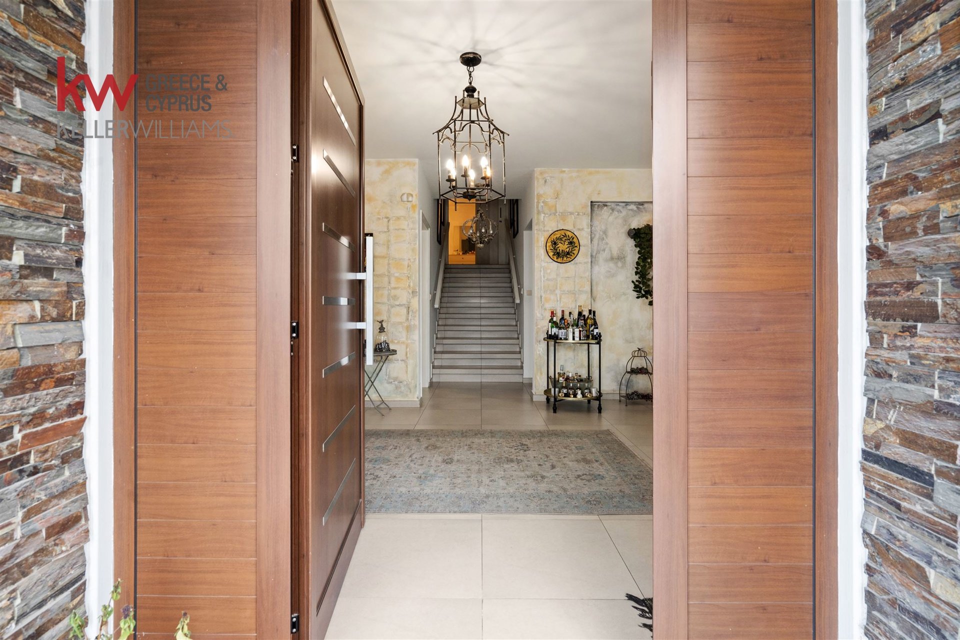7 bedrooms Townhouse in Aglandjia, Nicosia, Cyprus No. 39939