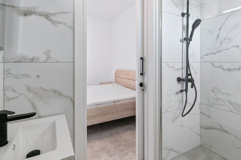 Квартира с 3 спальнями в Героскипу, Пафос,  № 46892 16