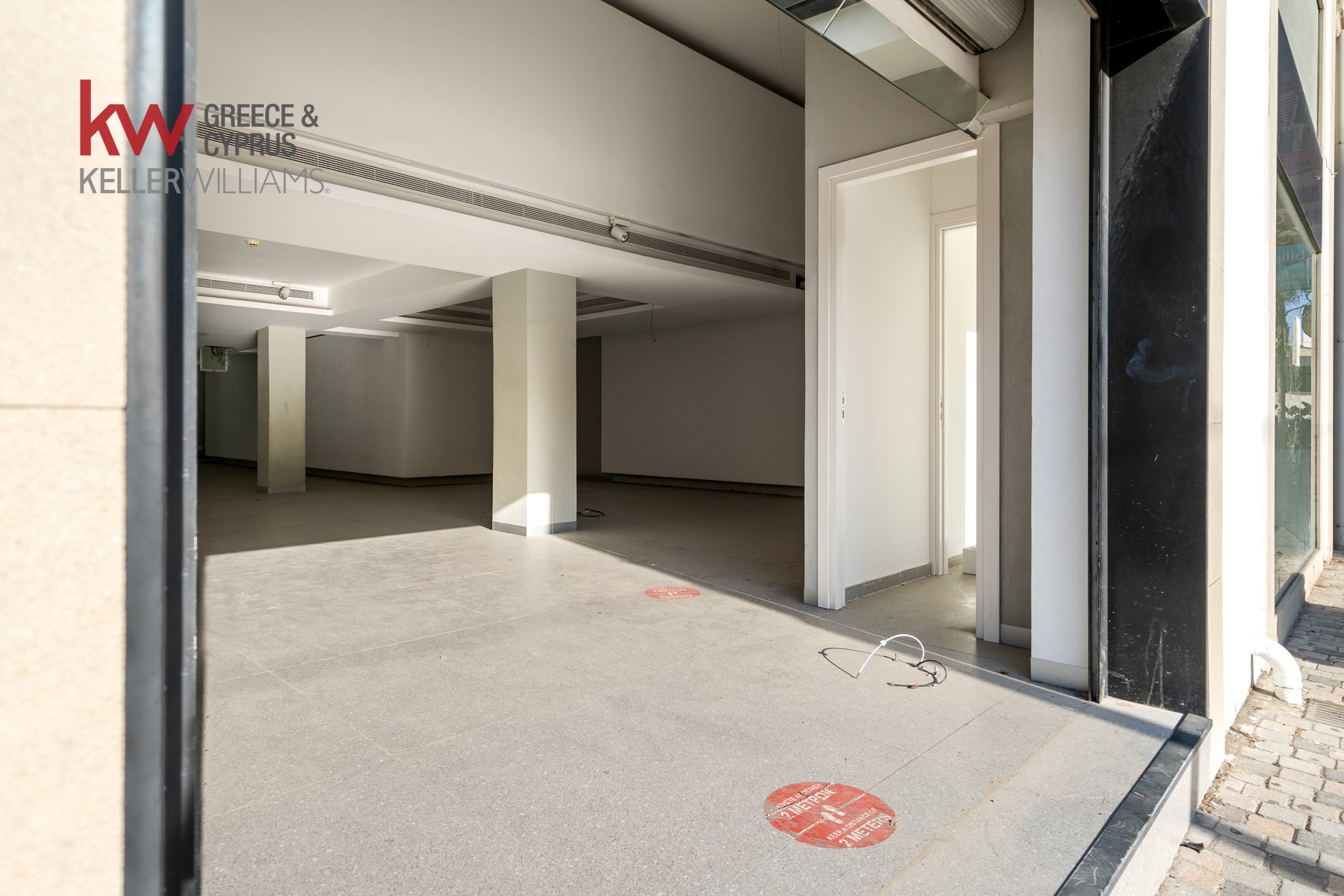 624m2 Office in Larnaca, Larnaka, Cyprus No. 40550