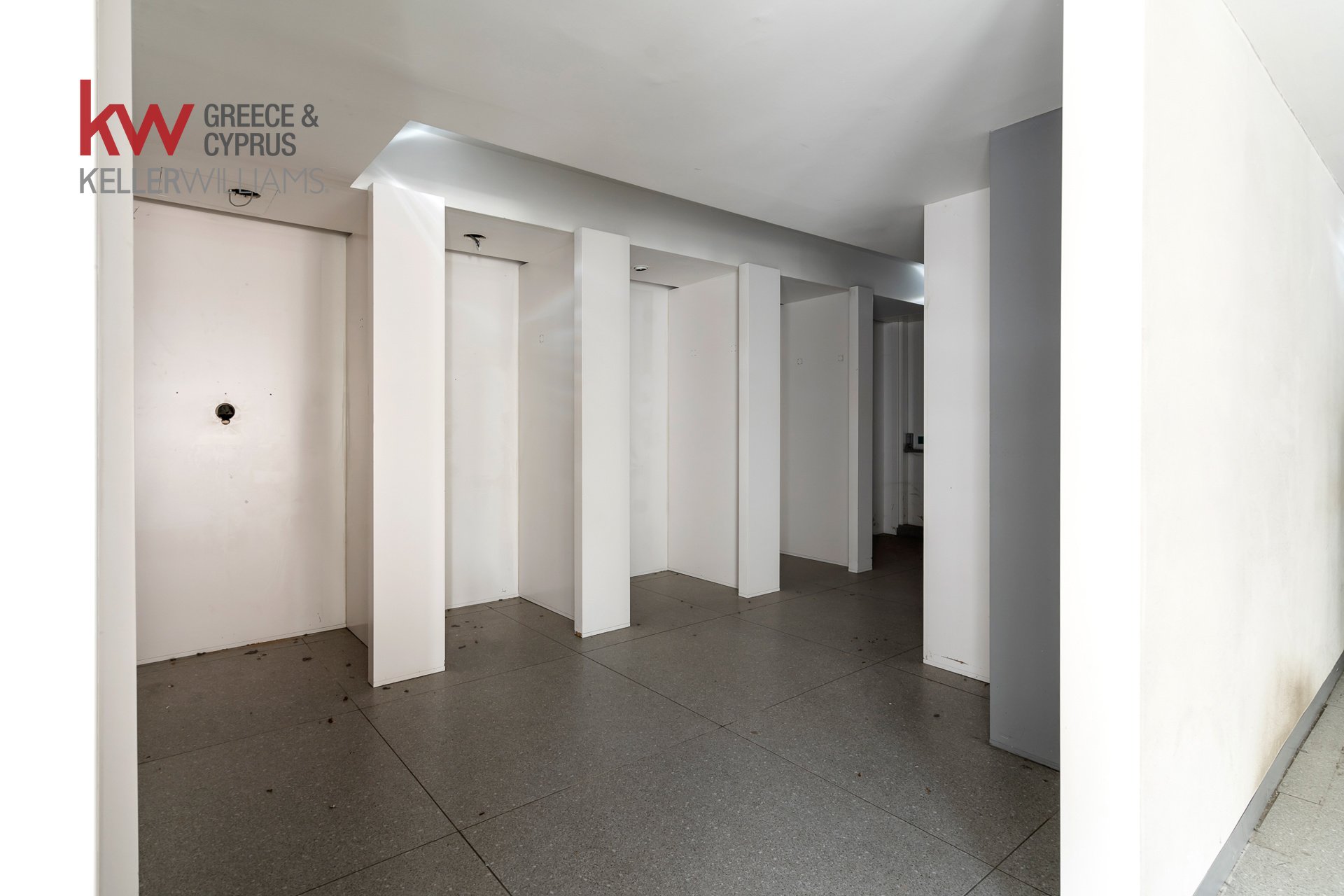 624m2 Office in Larnaca, Larnaka, Cyprus No. 40550
