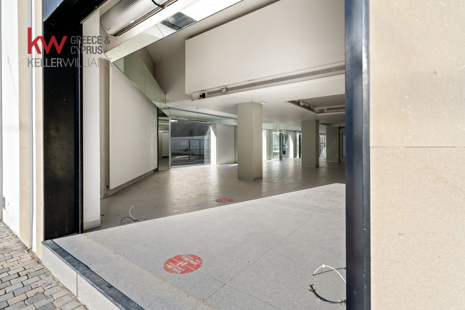 624m2 Office in Larnaca, Larnaka, Cyprus No. 40550