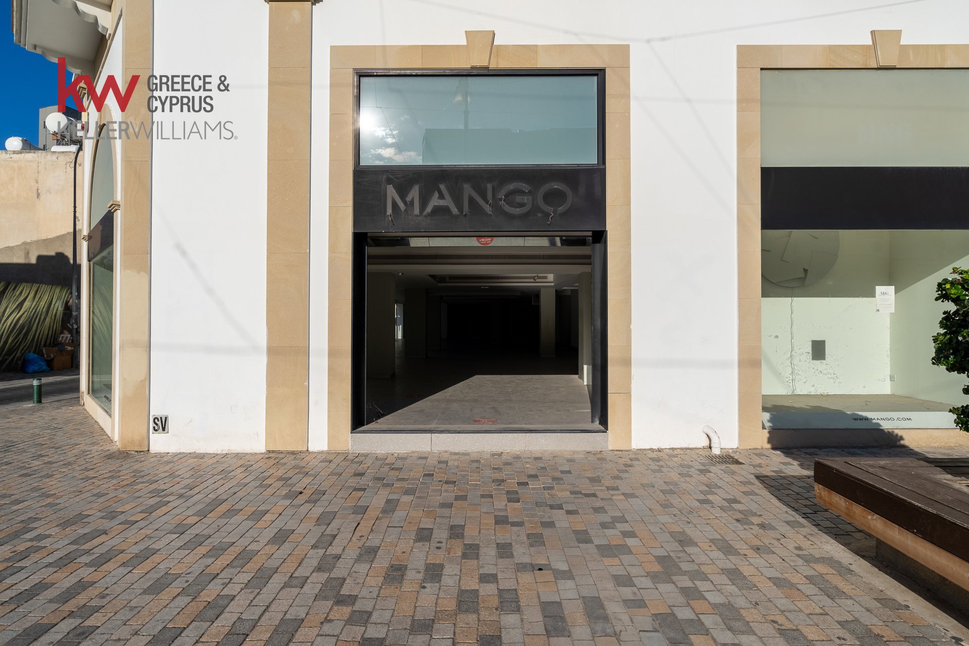 624m2 Office in Larnaca, Larnaka, Cyprus No. 40550