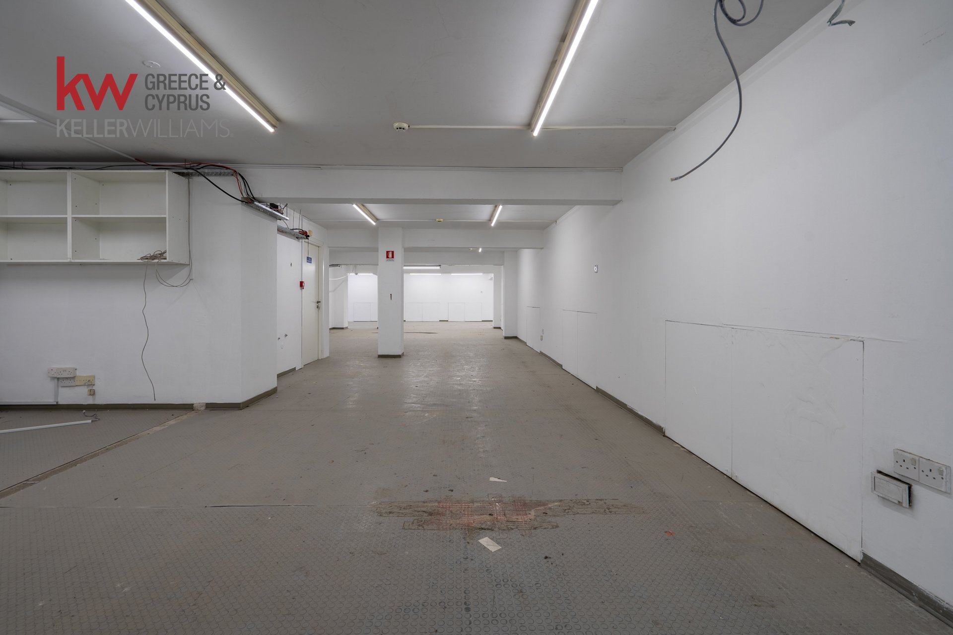 624m2 Office in Larnaca, Larnaka, Cyprus No. 40550