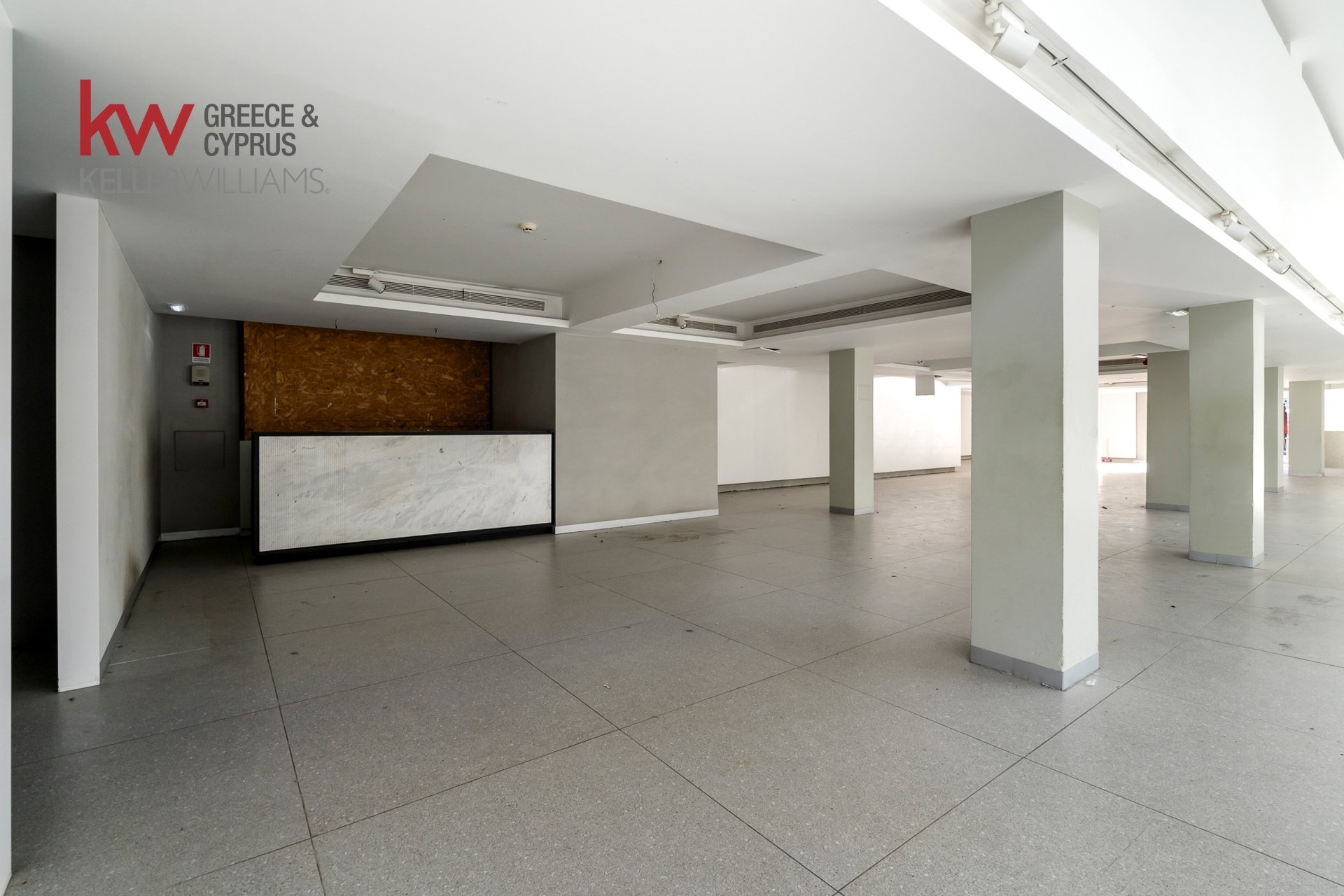 624m2 Office in Larnaca, Larnaka, Cyprus No. 40550