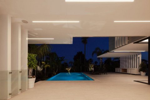 Вилла с 5 спальнями в Лимассол, Лимасол,  № 38686 13