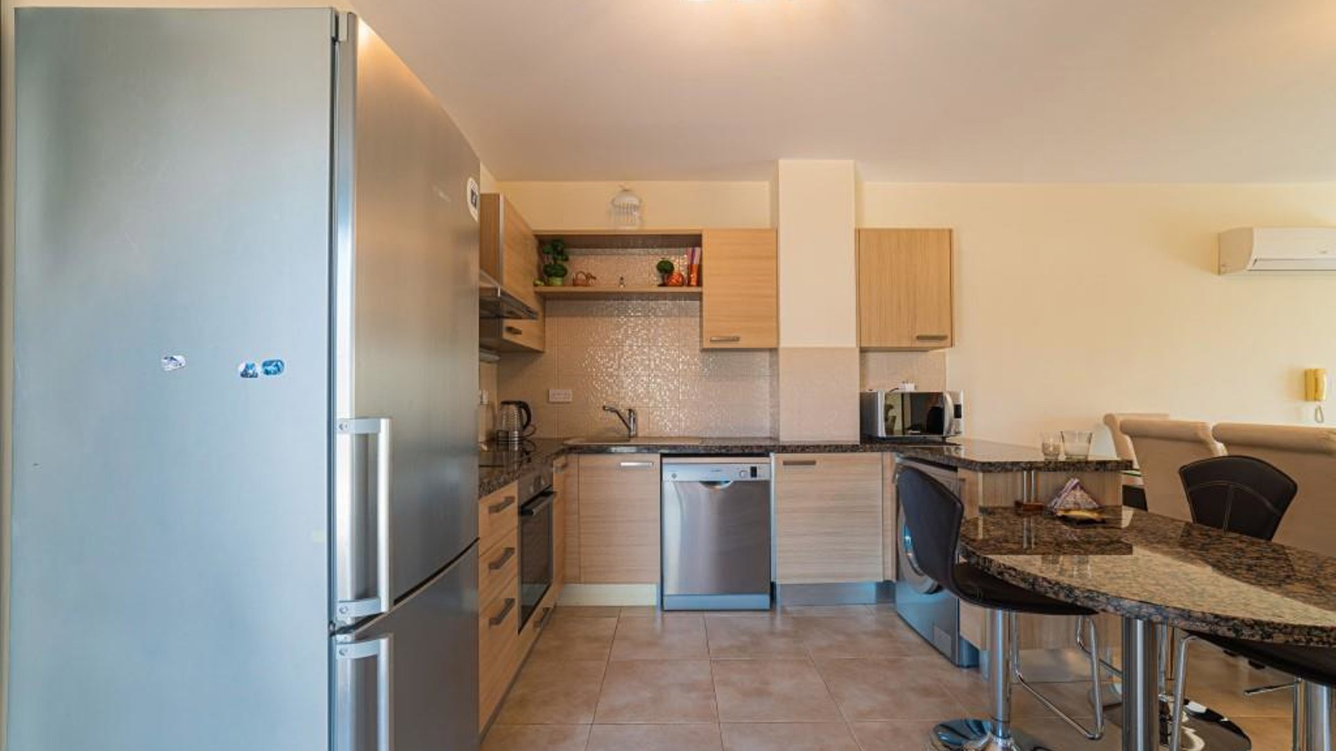 2 bedrooms Penthouse in Limassol, Cyprus No. 26223