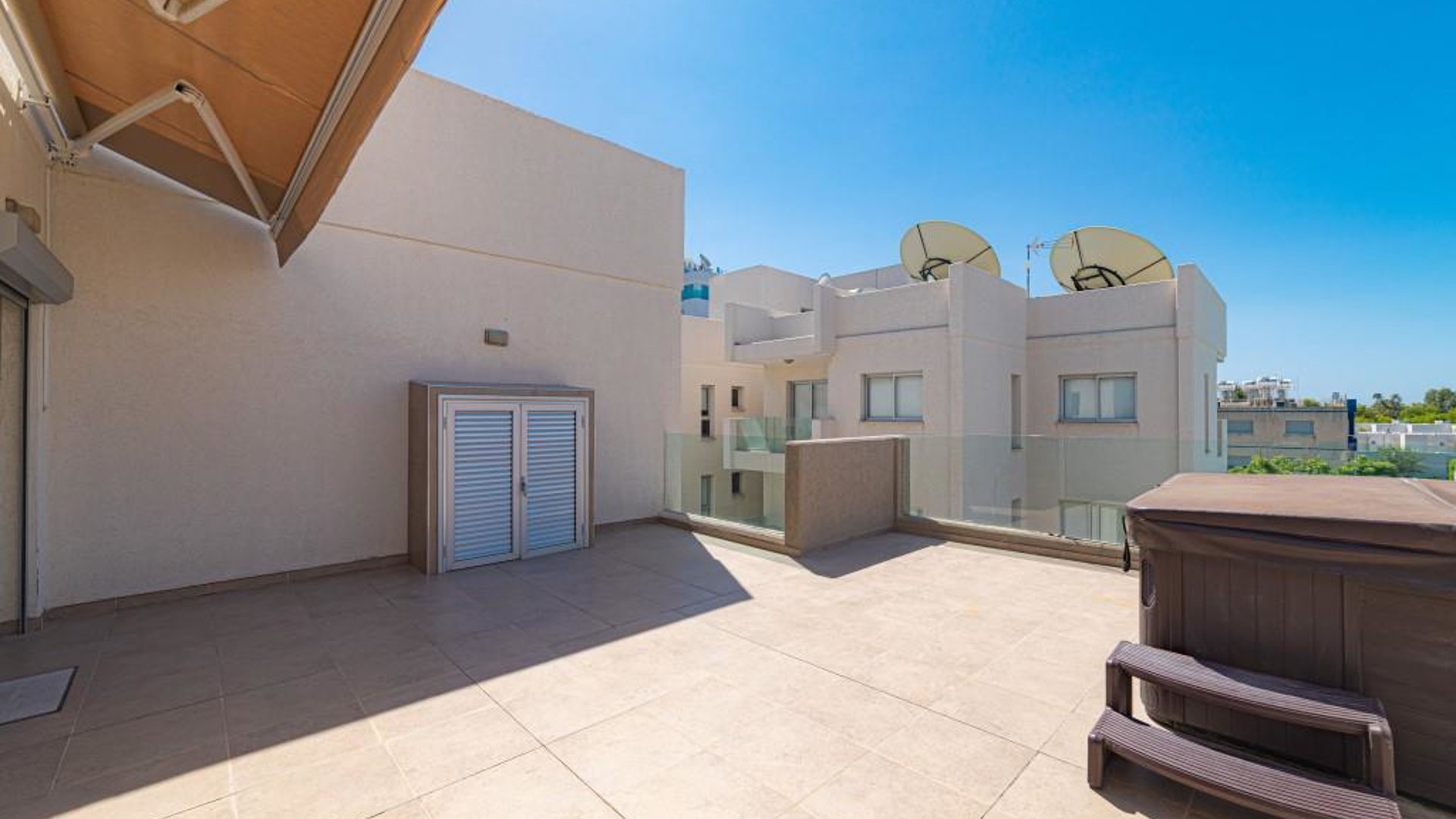 2 bedrooms Penthouse in Limassol, Cyprus No. 26223