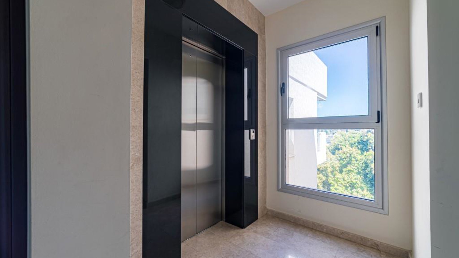 2 bedrooms Penthouse in Limassol, Cyprus No. 26223