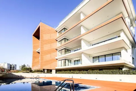 2 bedrooms Apartment in Limassol, Cyprus No. 4949