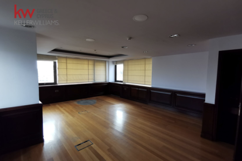 1580m2 Oficina en Strovolos, Nicosia,  No. 51454 2
