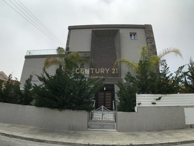 7 bedrooms Villa in Germasogeia, Limassol, Cyprus No. 58266