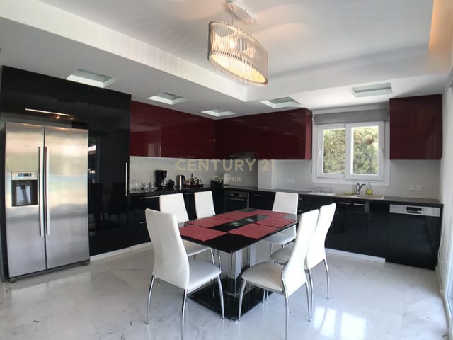 7 bedrooms Villa in Germasogeia, Limassol, Cyprus No. 58266