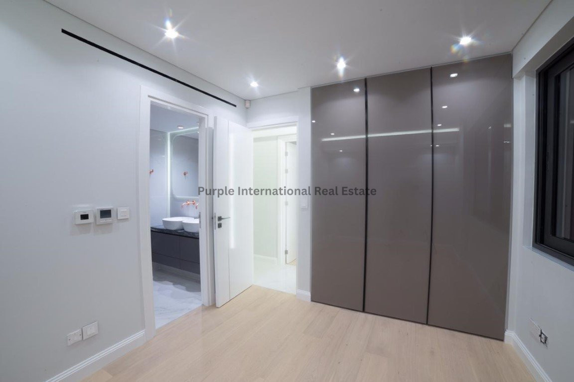 3 chambres Appartement à Neapolis, Limassol, Chypre No. 8064