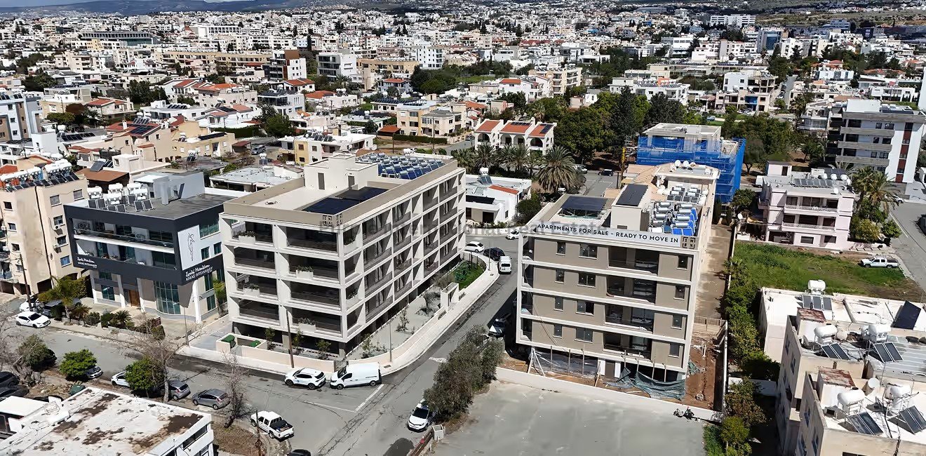3 dormitorios Apartamento en Paphos, Chipre No. 57248