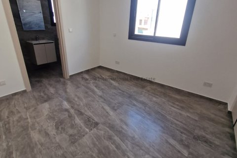 2 bedrooms Apartment in Larnaka,  No. 57245 8