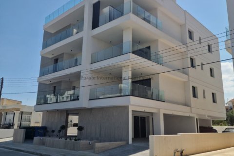 2 bedrooms Apartment in Larnaka,  No. 57245 3