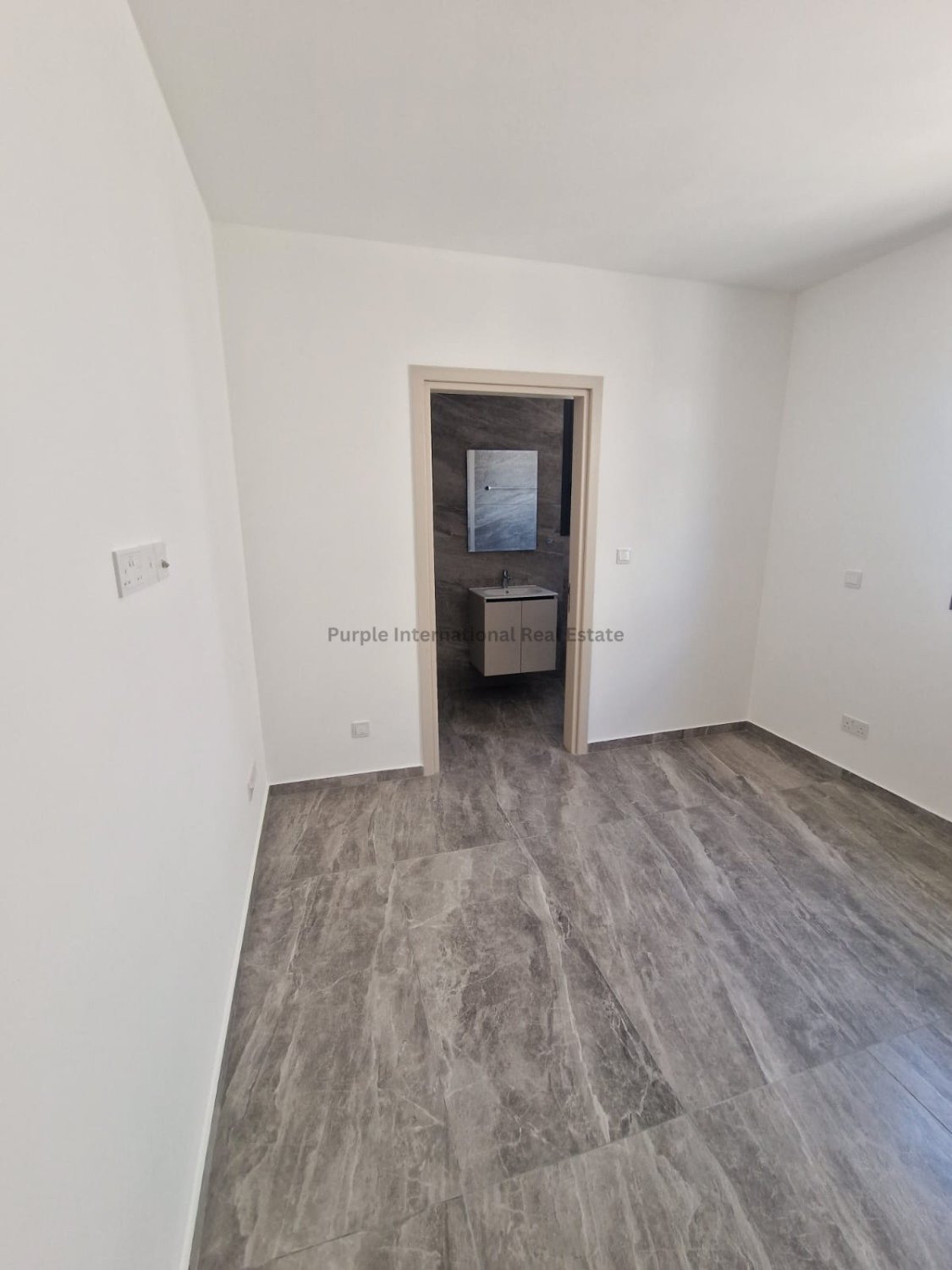 2 bedrooms Apartment in Larnaka, Cyprus No. 57245