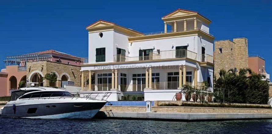 3 dormitorios Villa en Limassol, No. 29737